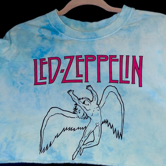 Zara Medium size Led-Zeppelin Elon crop top blue & white tie dye. Never worn. - Picture 2 of 5